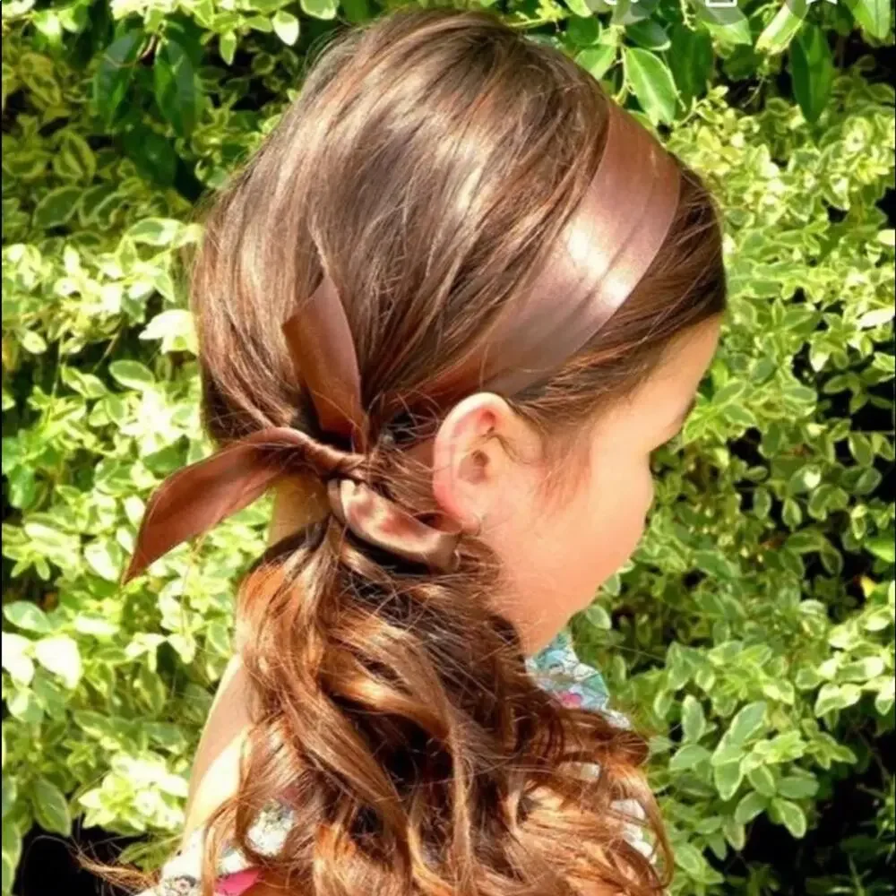 21 piece hair styling tools for Up dos $125 retail